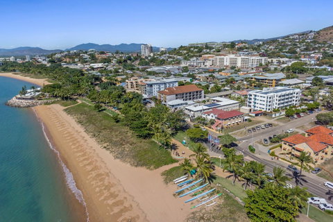 Madison Ocean Breeze Apartments - New Castle Holiday 4