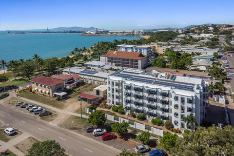 Madison Ocean Breeze Apartments - New Castle Holiday 3