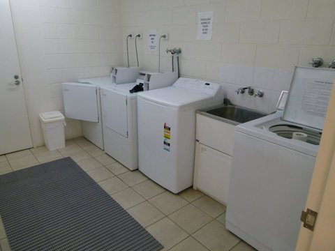 Madison Ocean Breeze Apartments - New Castle Holiday 36
