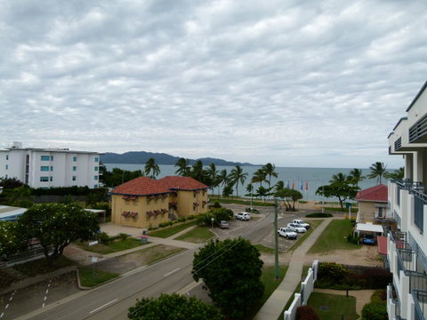 Madison Ocean Breeze Apartments - New Castle Holiday 39
