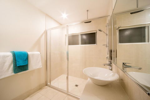 Whitsunday Luxury Homes - New Castle Holiday 20