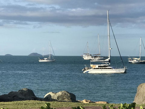 Whitsunday Luxury Homes - New Castle Holiday 34