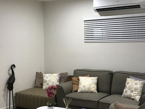 Whitsunday Luxury Homes - New Castle Holiday 11