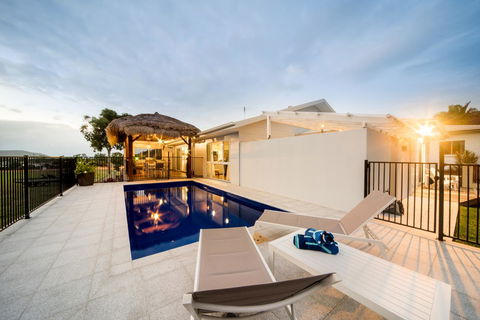 Whitsunday Luxury Homes - New Castle Holiday 3