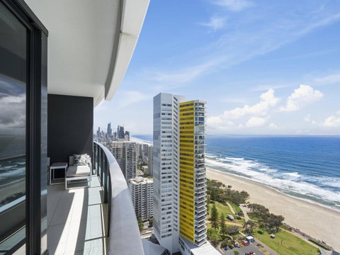 Oracle Resort Broadbeach - Gclr - New Castle Holiday 17