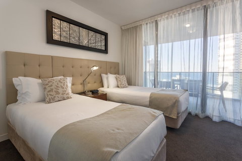 Oracle Resort Broadbeach - Gclr - New Castle Holiday 36