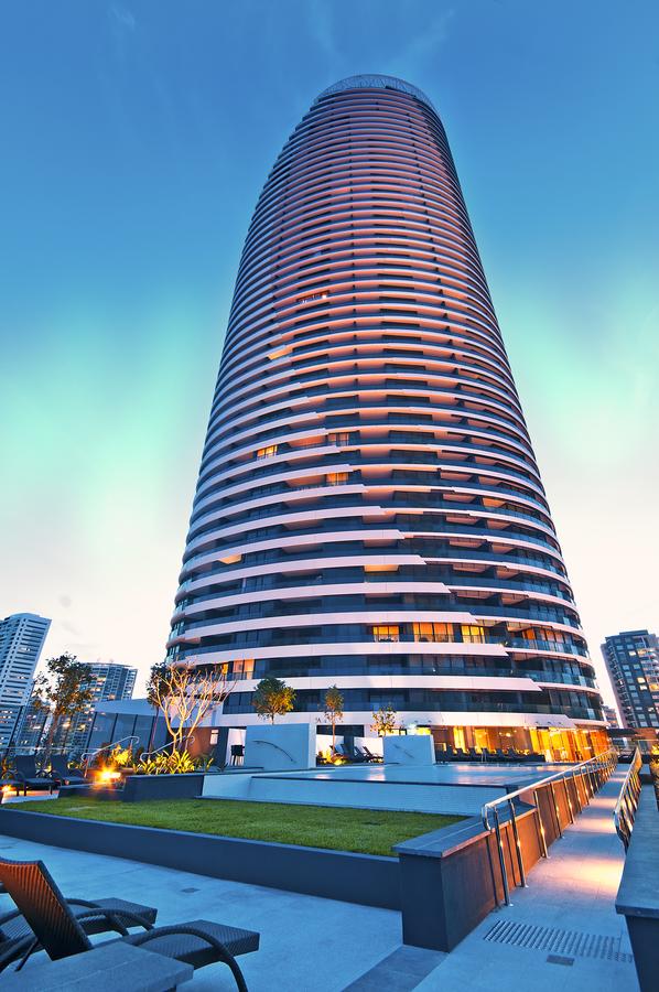 Broadbeach QLD New Castle Holiday