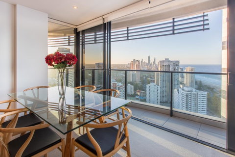 Oracle Resort Broadbeach - Gclr - New Castle Holiday 35