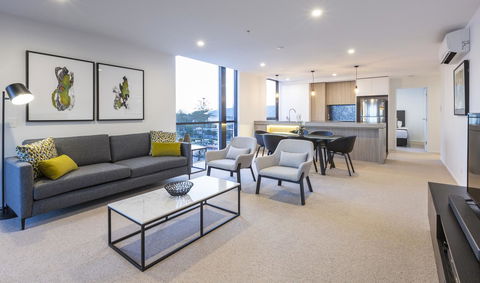Qube Broadbeach - New Castle Holiday 37