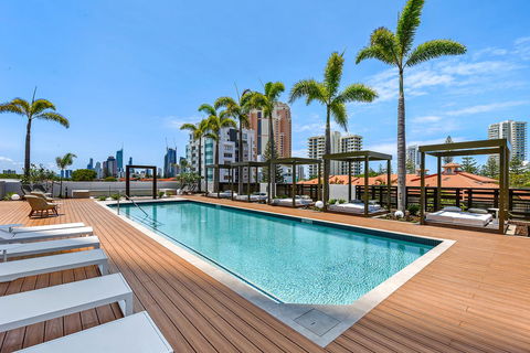 Qube Broadbeach - New Castle Holiday 25
