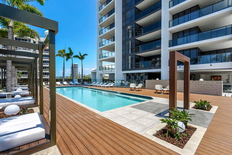 Qube Broadbeach - New Castle Holiday 0