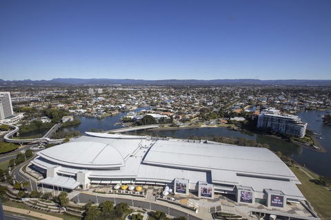 Qube Broadbeach - New Castle Holiday 4