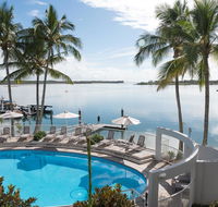 Noosa Pacific Riverfront Resort - New Castle Holiday