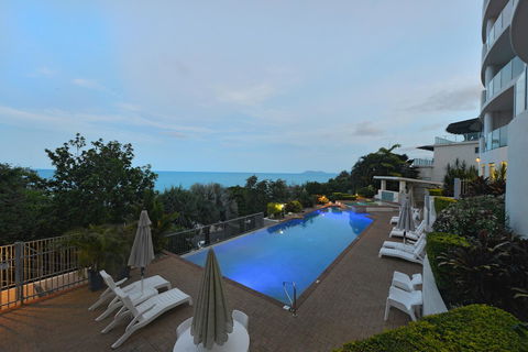 Bellevue At Trinity Beach - New Castle Holiday 9