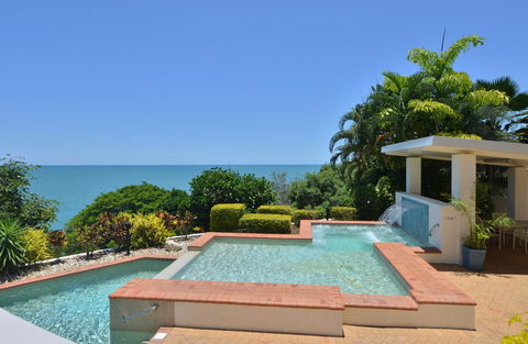 Bellevue At Trinity Beach - New Castle Holiday 4