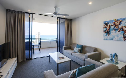 Synergy Broadbeach - Official - New Castle Holiday 2