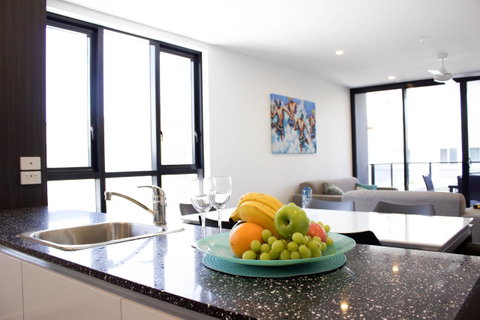 Synergy Broadbeach - Official - New Castle Holiday 26
