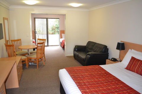 Comfort Inn Grammar View - New Castle Holiday 13