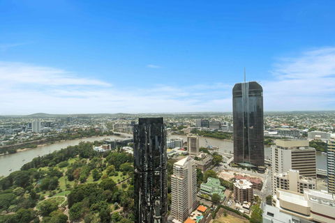 Brisbane Skytower By CLLIX - New Castle Holiday 32