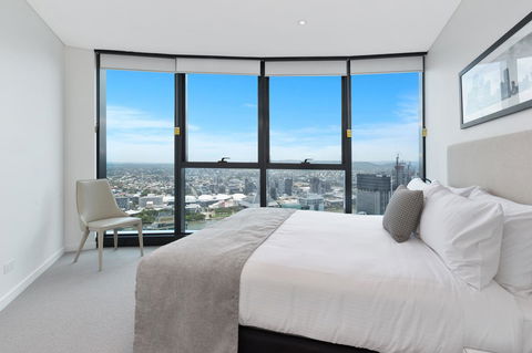 Brisbane Skytower By CLLIX - New Castle Holiday 11