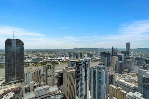 Brisbane Skytower By CLLIX - New Castle Holiday 10