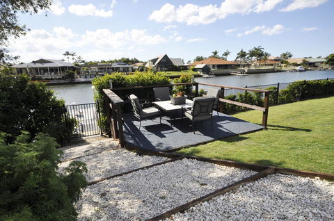 Bribie Island Canal Holiday Destination! - New Castle Holiday 1
