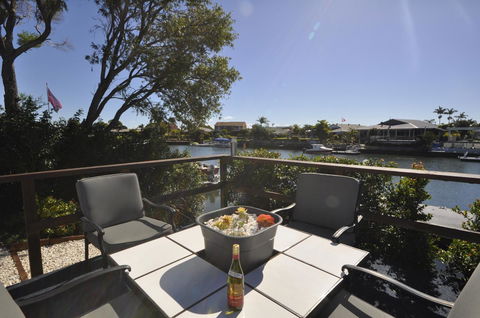 Bribie Island Canal Holiday Destination! - New Castle Holiday 0