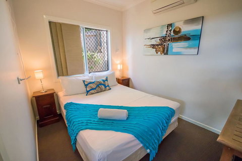 Airlie Apartments - New Castle Holiday 14