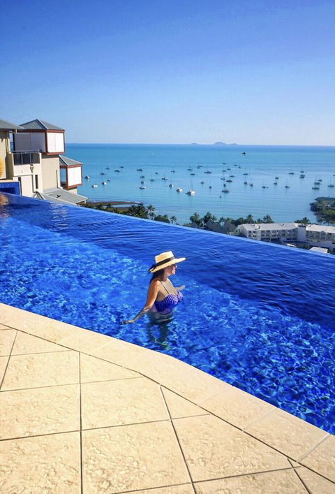 Pinnacles - New Castle Holiday 1