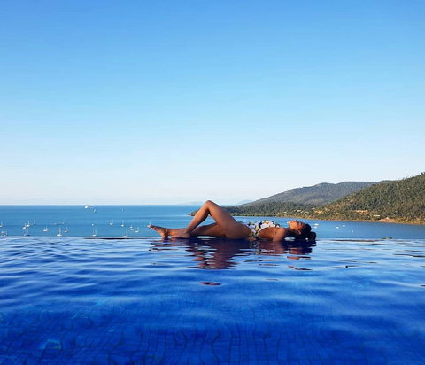 Pinnacles - New Castle Holiday 11