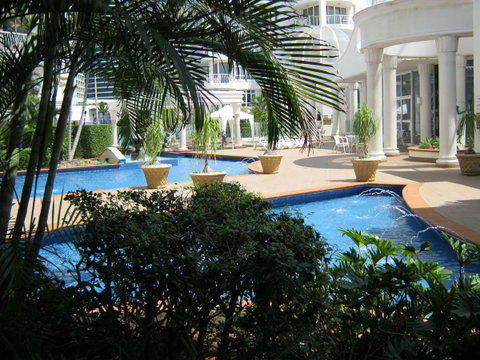 Broadbeach Holiday Apartments - New Castle Holiday 2