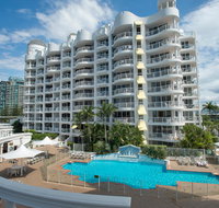 Broadbeach Holiday Apartments - New Castle Holiday