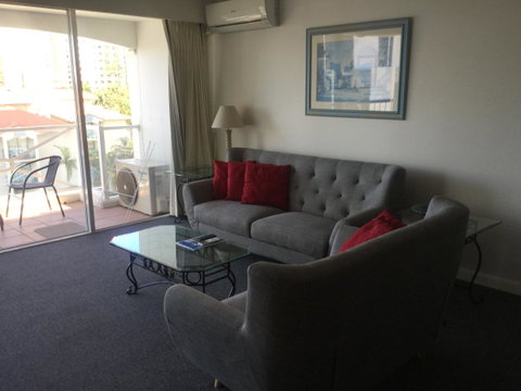 Broadbeach Holiday Apartments - New Castle Holiday 37