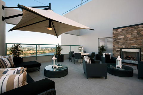 Stamford Plaza Brisbane - New Castle Holiday 6
