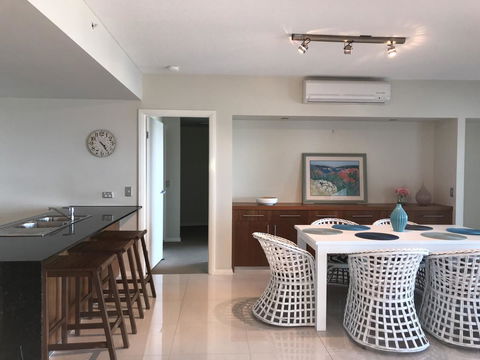 Proximity Waterfront Apartments - New Castle Holiday 23