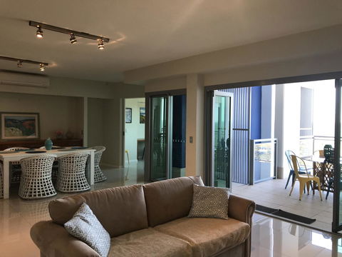 Proximity Waterfront Apartments - New Castle Holiday 17