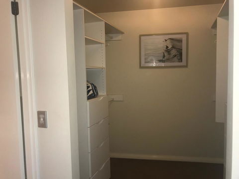 Proximity Waterfront Apartments - New Castle Holiday 3