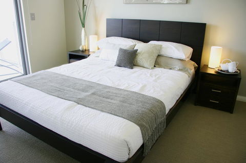 Proximity Waterfront Apartments - New Castle Holiday 36