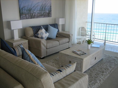 Talisman Apartments - New Castle Holiday 10