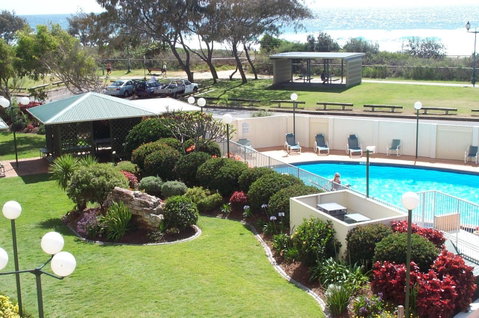 Talisman Apartments - New Castle Holiday 7
