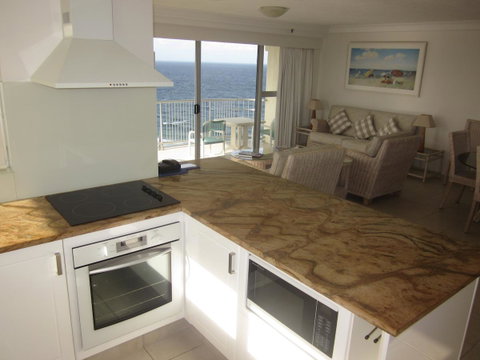 Talisman Apartments - New Castle Holiday 8