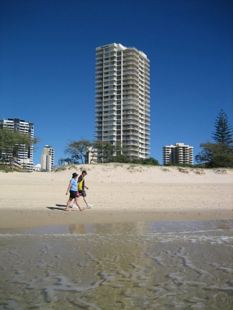 Talisman Apartments - New Castle Holiday 6