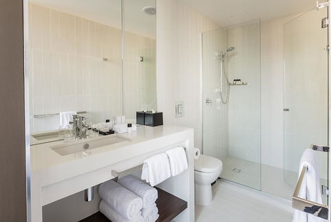 Hyatt Regency Brisbane - New Castle Holiday 3
