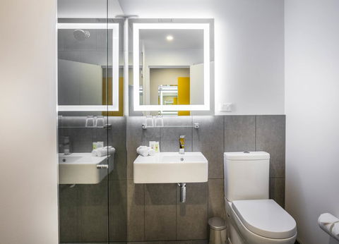 Ibis Styles Brisbane Elizabeth Street - New Castle Holiday 7
