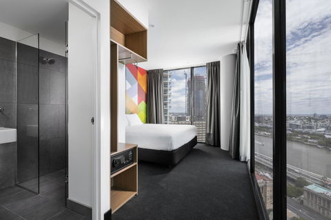 Ibis Styles Brisbane Elizabeth Street - New Castle Holiday 6