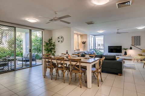 Coolum At The Beach - New Castle Holiday 32