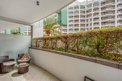Aria Apartments - New Castle Holiday 13