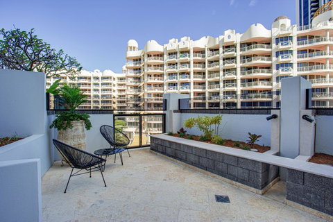 Aria Apartments - New Castle Holiday 24