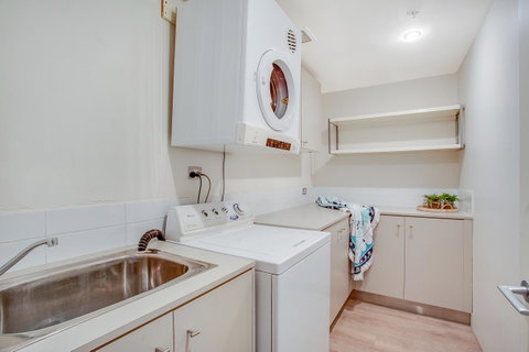 Aria Apartments - New Castle Holiday 37