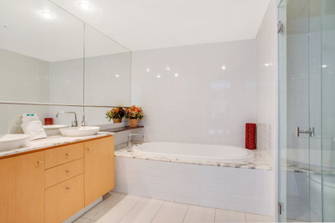 Aria Apartments - New Castle Holiday 21